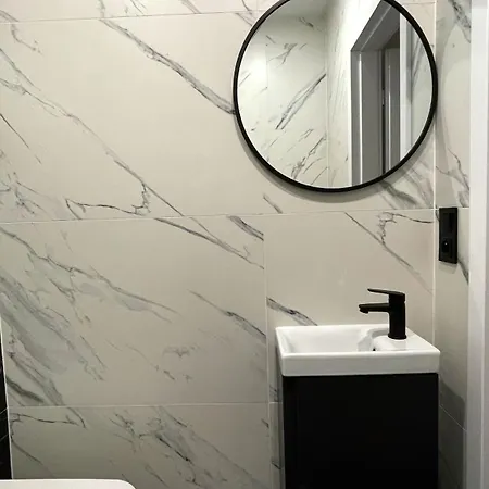 Apartamenty Na Zlotej - 100 M Od Centrum Kielce Zewnętrze zdjęcie